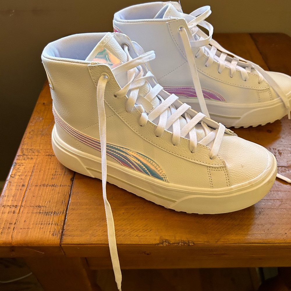 Puma Kaia mid sneaker, white high tops size 8.5